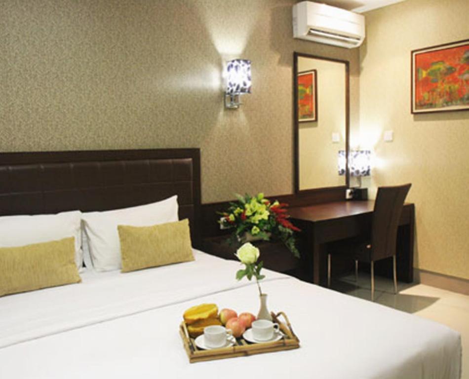 Bamboo Inn Hotel & Cafe Jakarta Exteriör bild