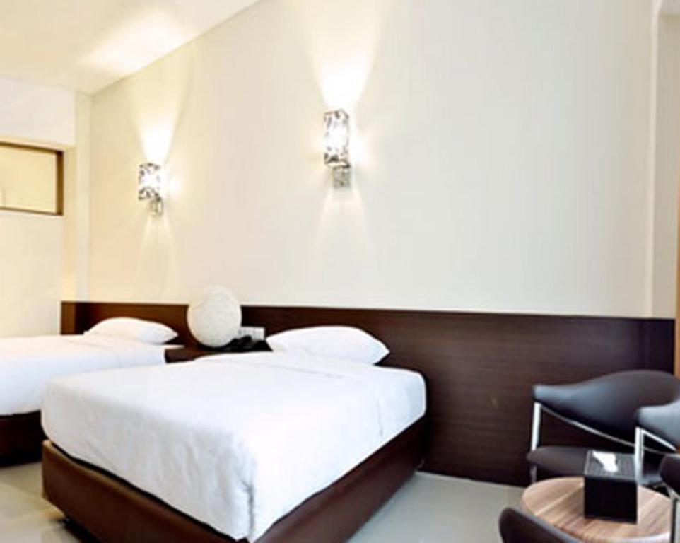 Bamboo Inn Hotel & Cafe Jakarta Exteriör bild