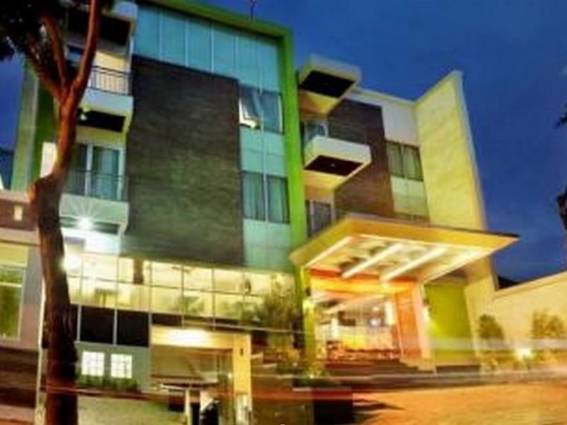 Bamboo Inn Hotel & Cafe Jakarta Exteriör bild